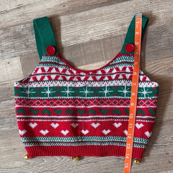 Festive Red and Green Knit Crop Top size S - Picture 2 of 5